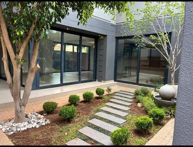 4 BEDROOM PROPERTY TO RENT IN WATERKLOOF RIDGE